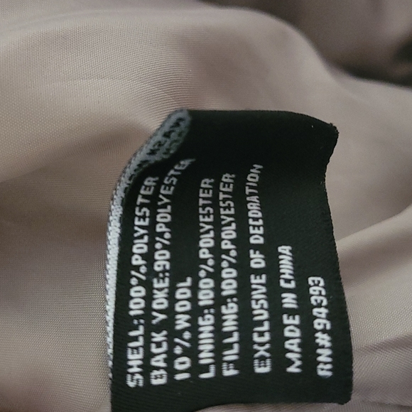 CoffeeShop New York Puffer Vest size small - Picture 6 of 6